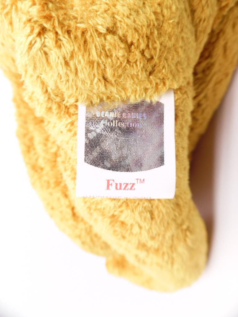 ty Beanie Baby: Fuzz the Bear